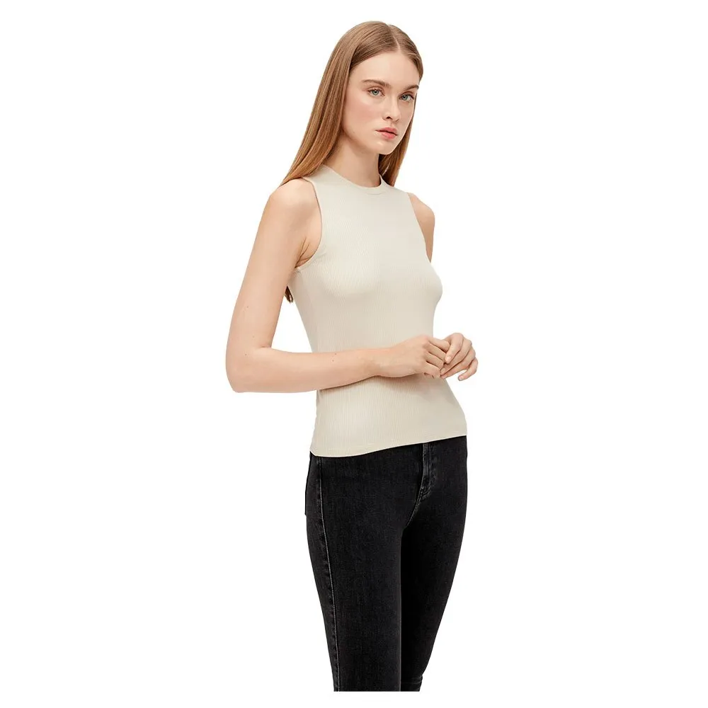 Object Jamie Sleeveless T-Shirt